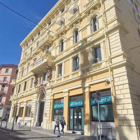 Elizabeth'S House Apartment Sanremo Bagian luar foto