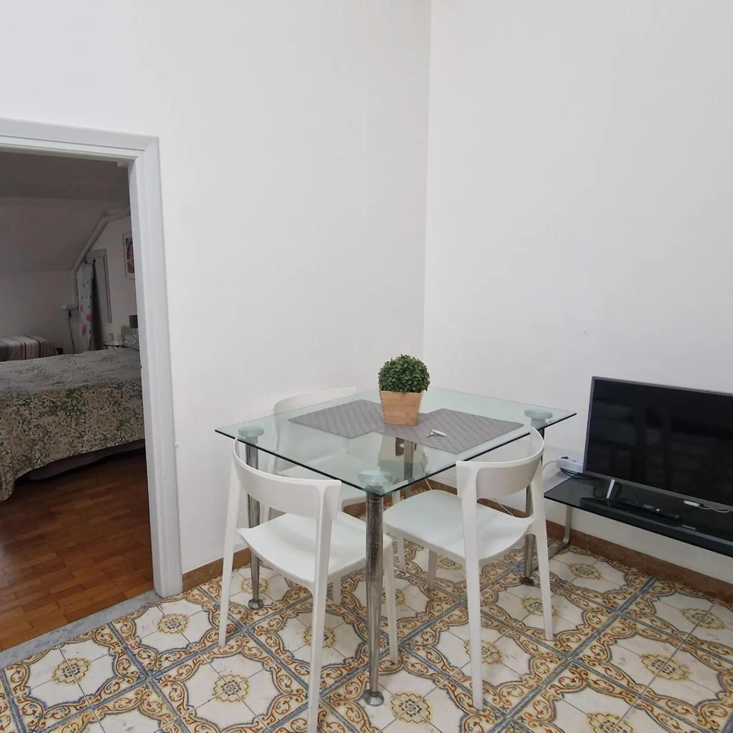 Elizabeth'S House Apartment Sanremo Bagian luar foto